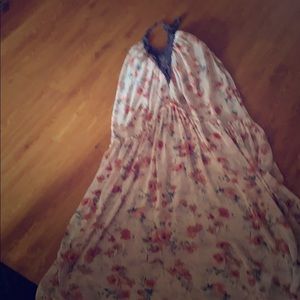 Coco and jaimeson maxi flowered dress